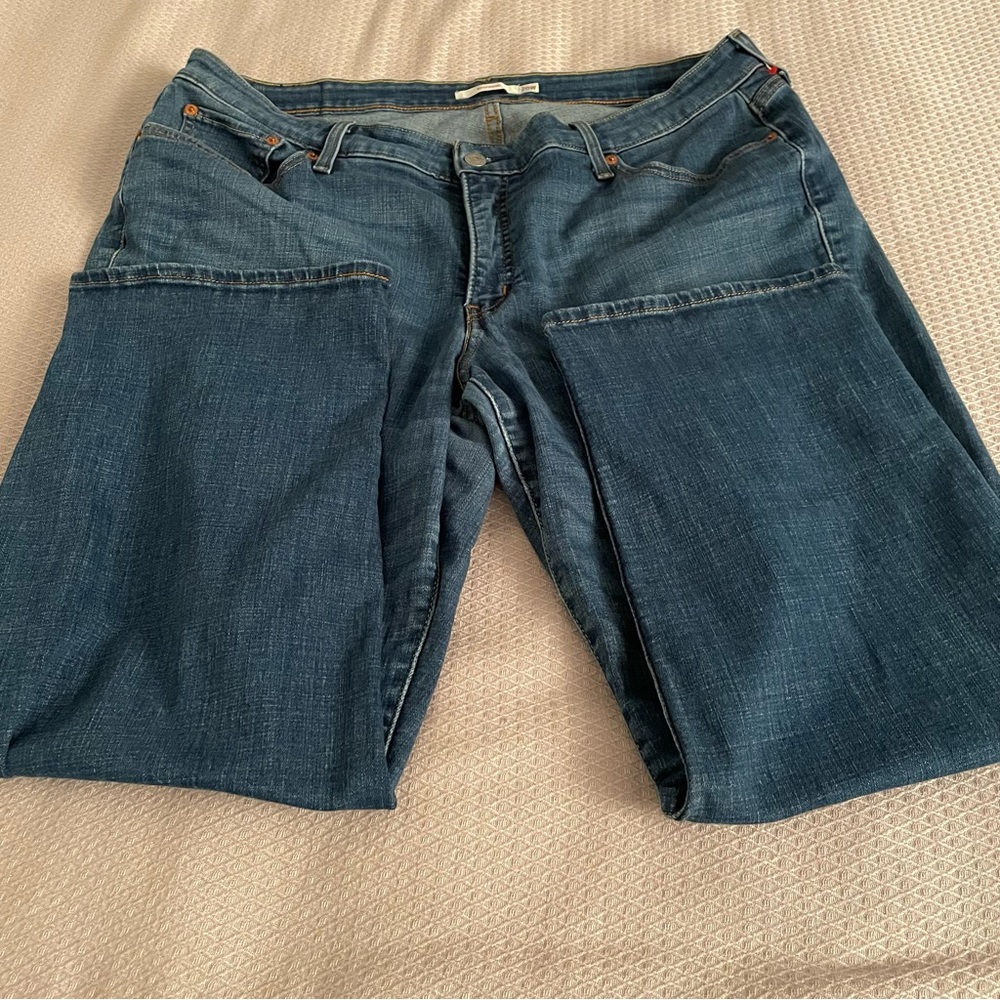 Levi Classic Blue Women's Jeans boyfriend cut laid back denim 25” inseam
